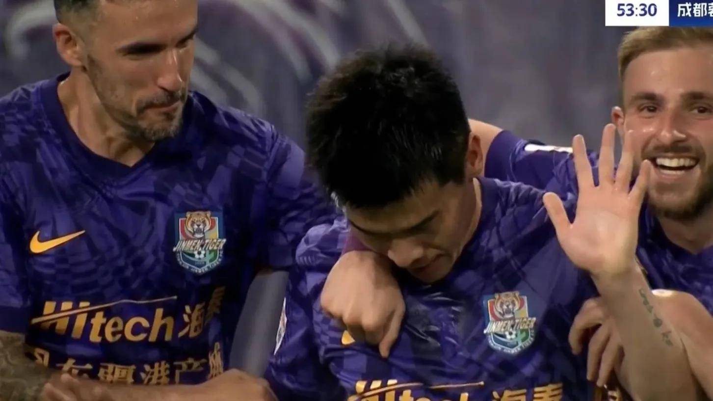 PG电子-关于2-2！2-1！中超又乱了，国安不败重返第1，海港追平成都，泰山第5的信息