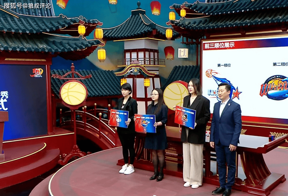 PG电子-包含清华三名球员计划参加CBA选秀，杨曦皓不出意外会是状元的词条