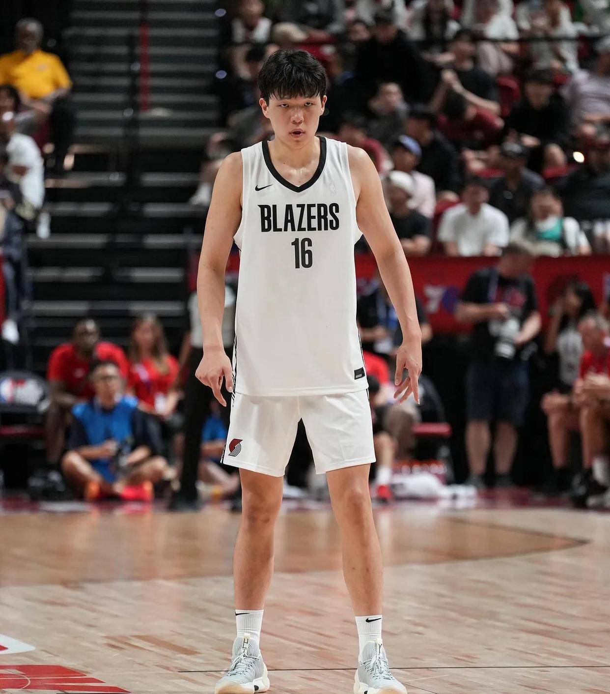 PG电子-杨瀚森15分3板2帽NBA夏联开拓者击败鹈鹕的简单介绍